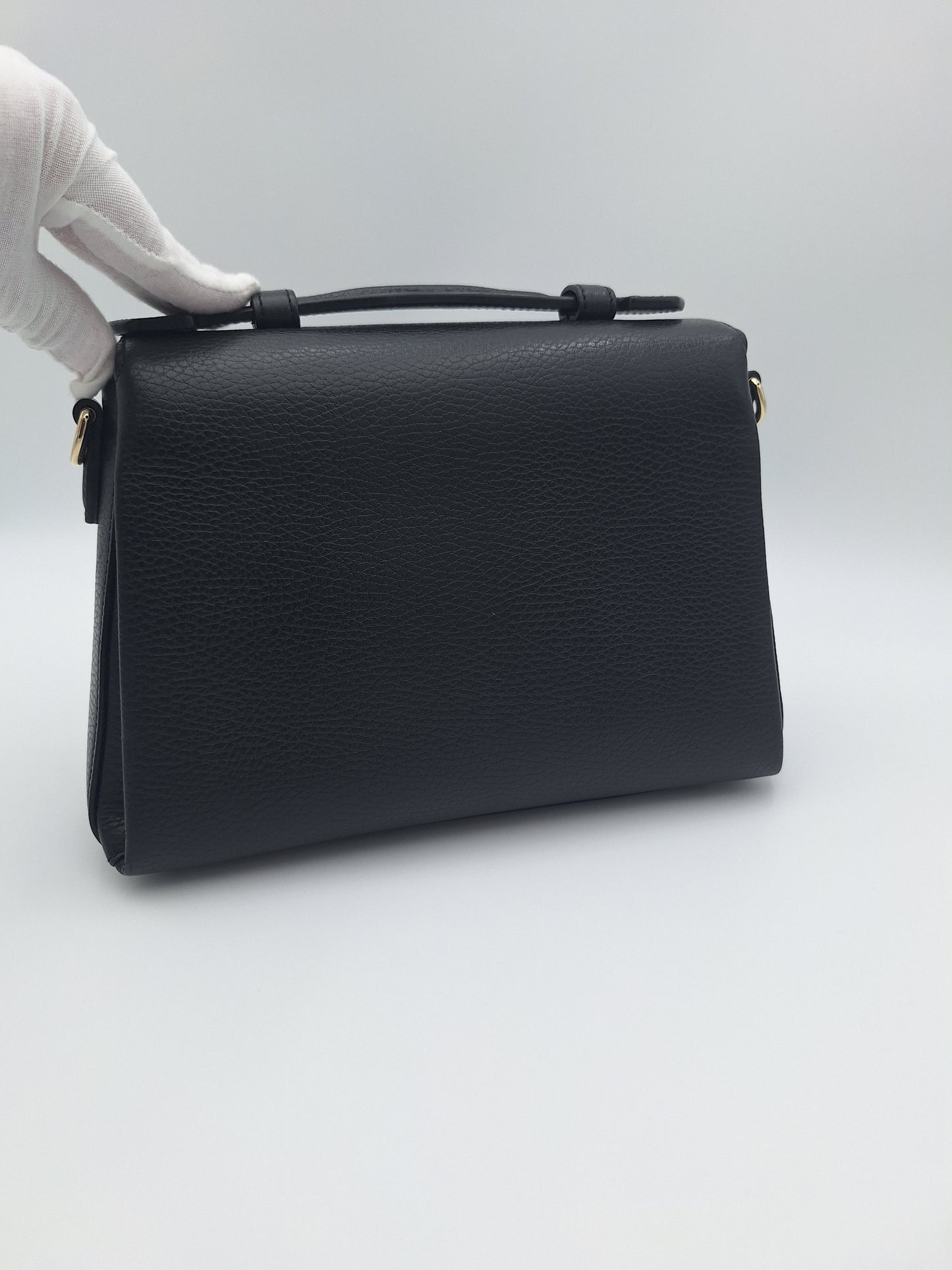 Gucci Black Dollar Calfskin Interlocking G Top Handle Bag (US)