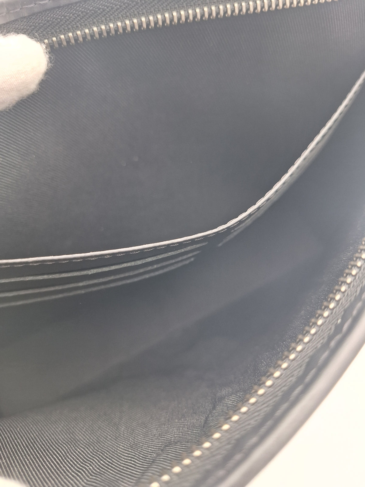 Louis Vuitton x Fragment Eclipse Pochette Voyage MM (US)