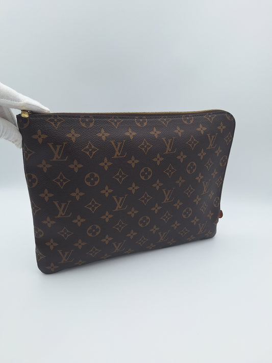 Louis Vuitton Monogram Etui Voyage MM Clutch Bag