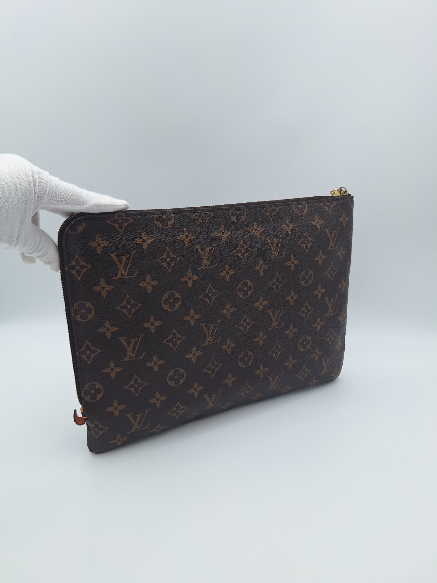 Louis Vuitton Monogram Etui Voyage MM Clutch Bag