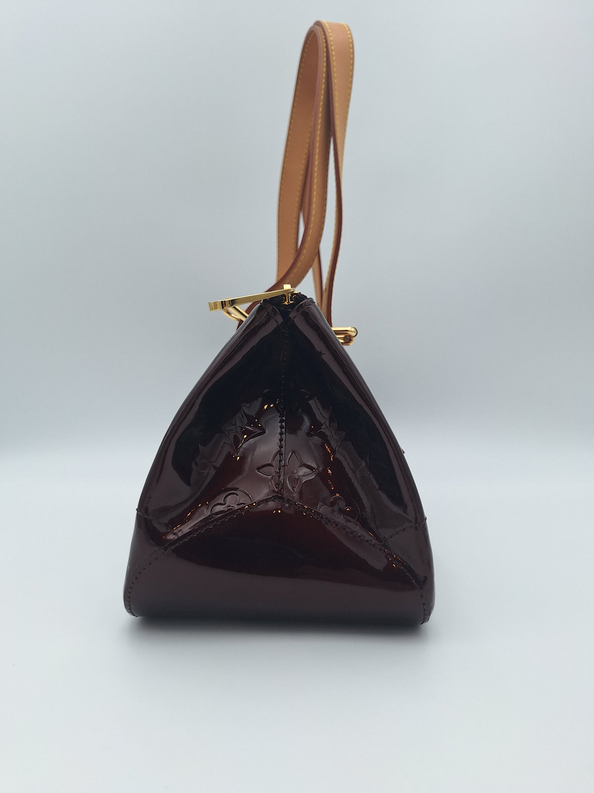 Louis Vuitton Amarante Monogram Vernis Rosewood Avenue Bag (US)
