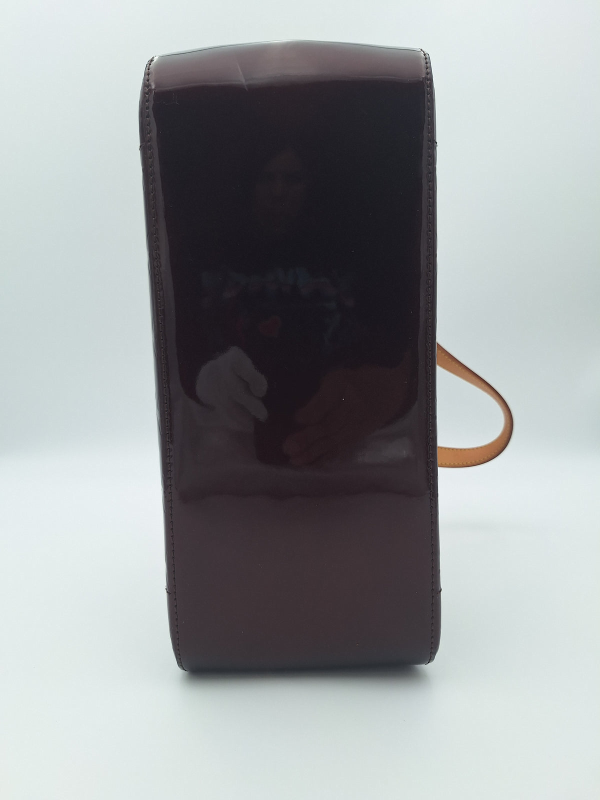Louis Vuitton Amarante Monogram Vernis Rosewood Avenue Bag (US)