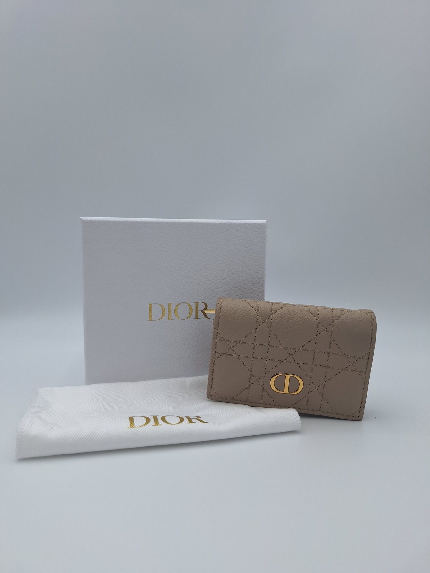Dior Caro Glycine Wallet (US)