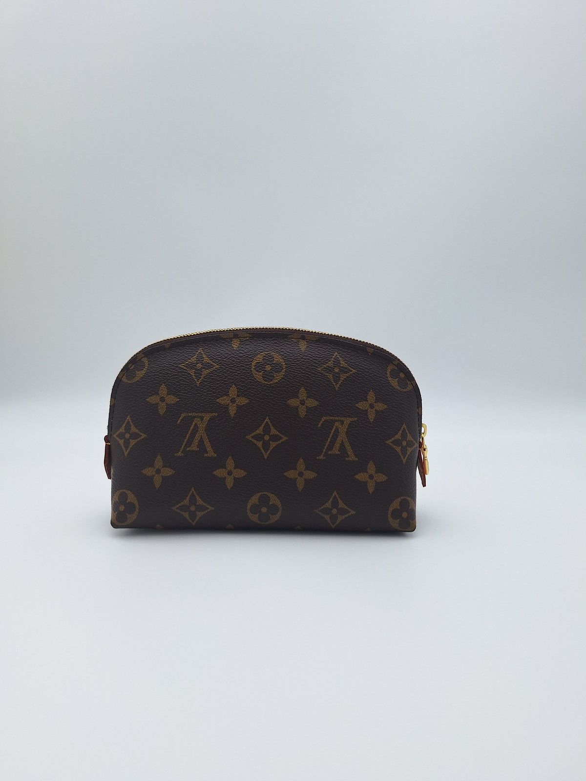LOUIS VUITTON MONOGRAM COSMETIC POUCH PM (US)