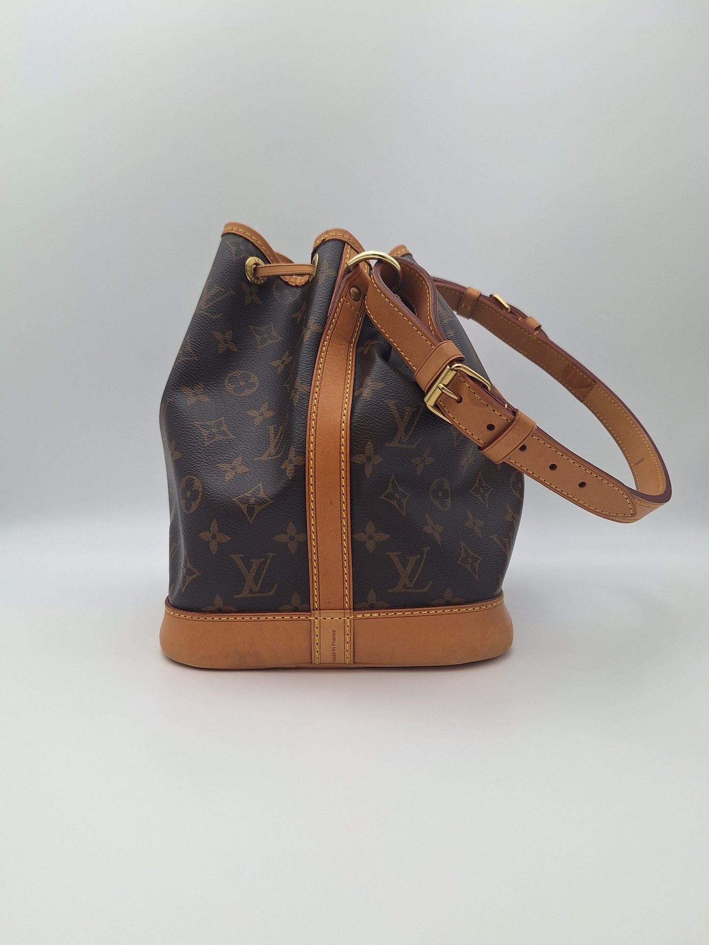 Louis Vuitton Noé Bucket Bag in Monogram Canvas (UK)