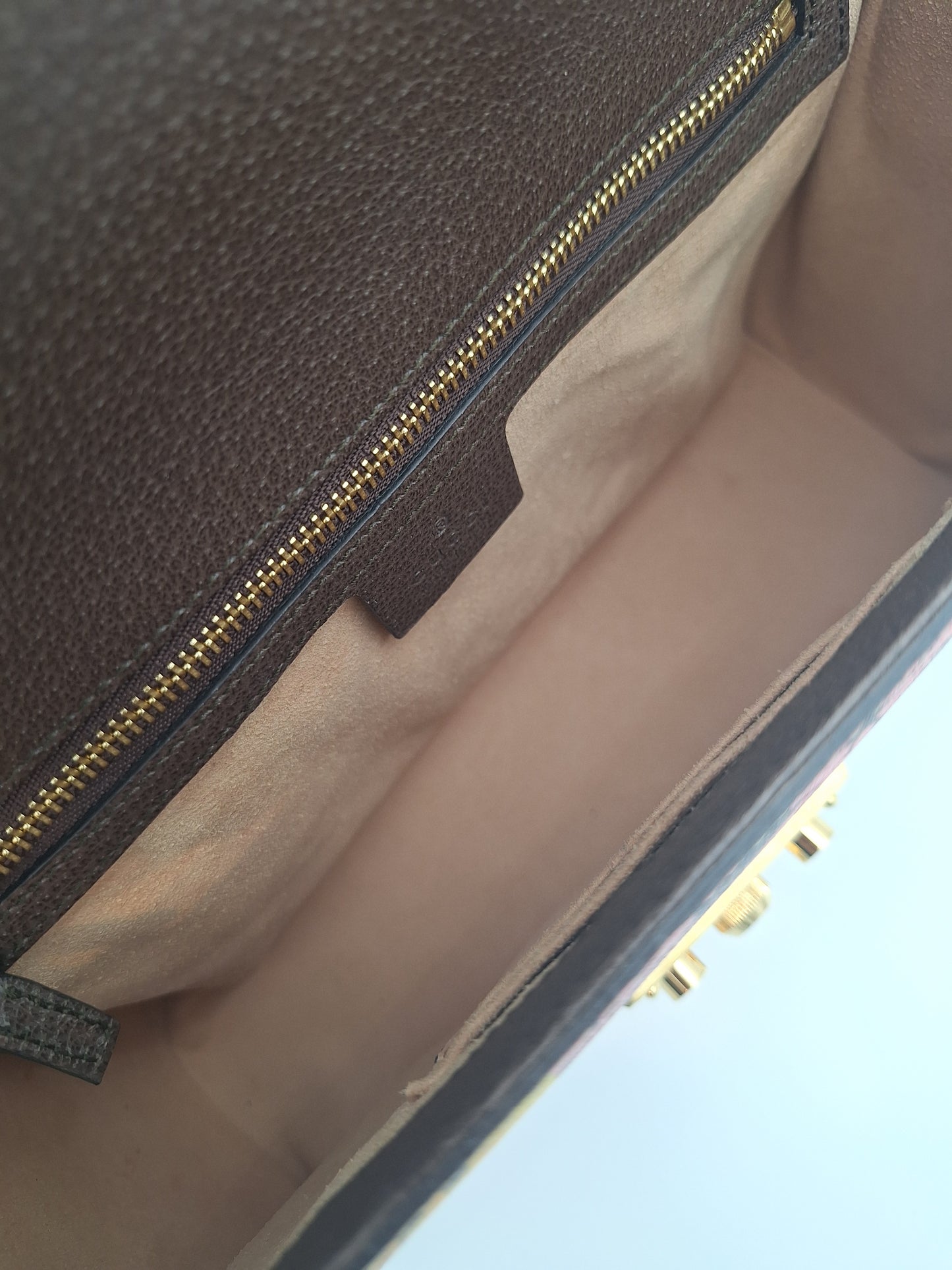 Gucci Padlock GG Supreme Tiger Print Chain Flap Shoulder Bag (UK)