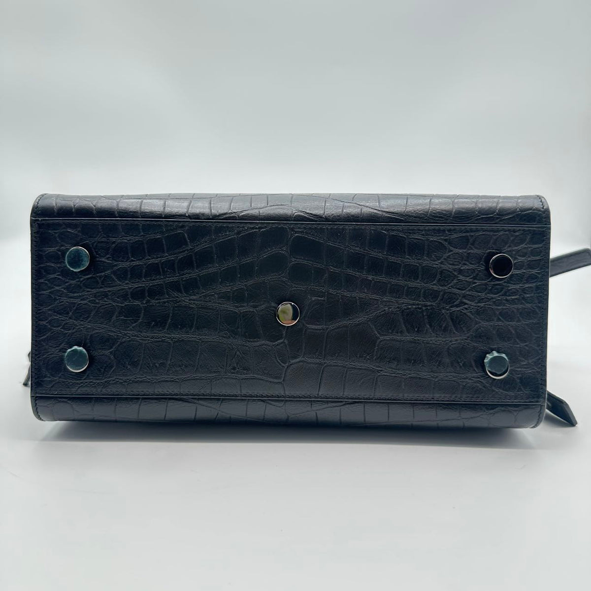 YSL Cabas handbag in crocodile pattern, black. (MM007)