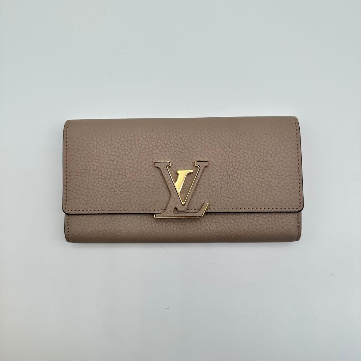 LV large logo wallet, milk tea color wallet (MM019)