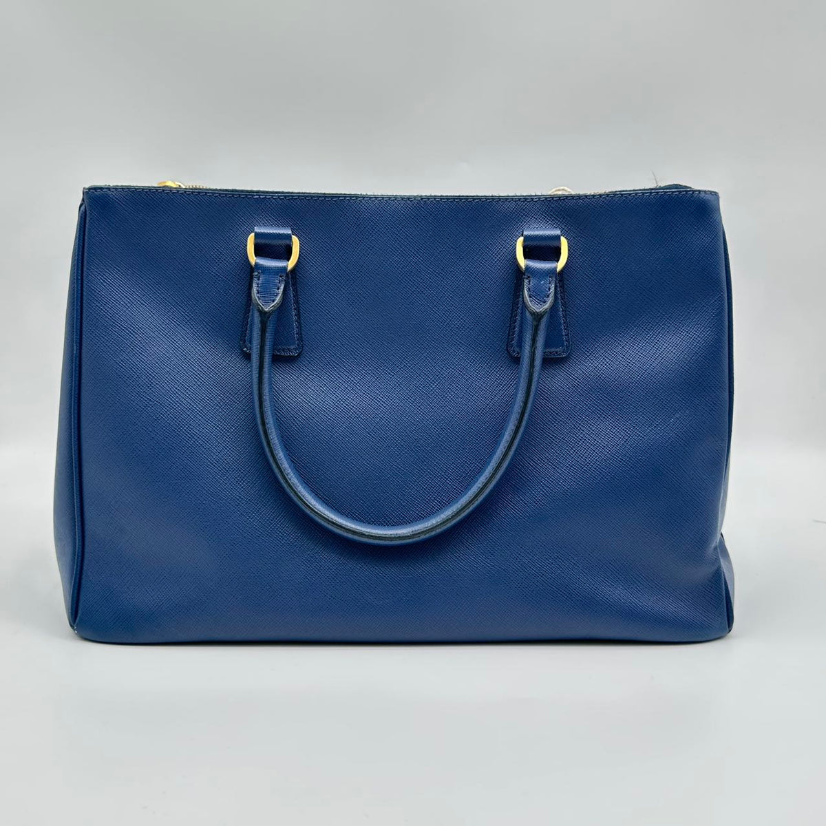 Prada Killer Blue (MM013)