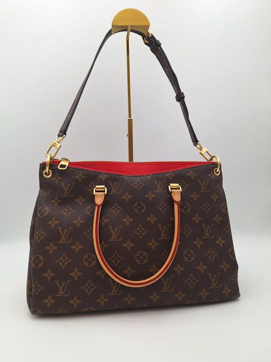 Louis Vuitton Pallas Tote (US)