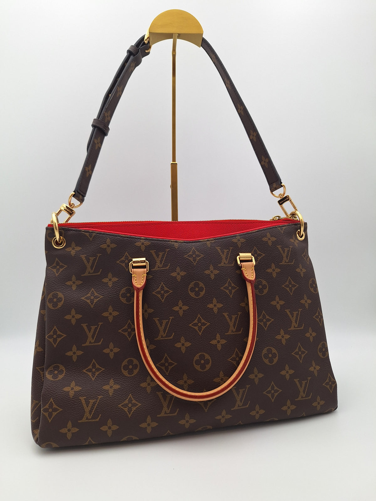 Louis Vuitton Pallas Tote (US)