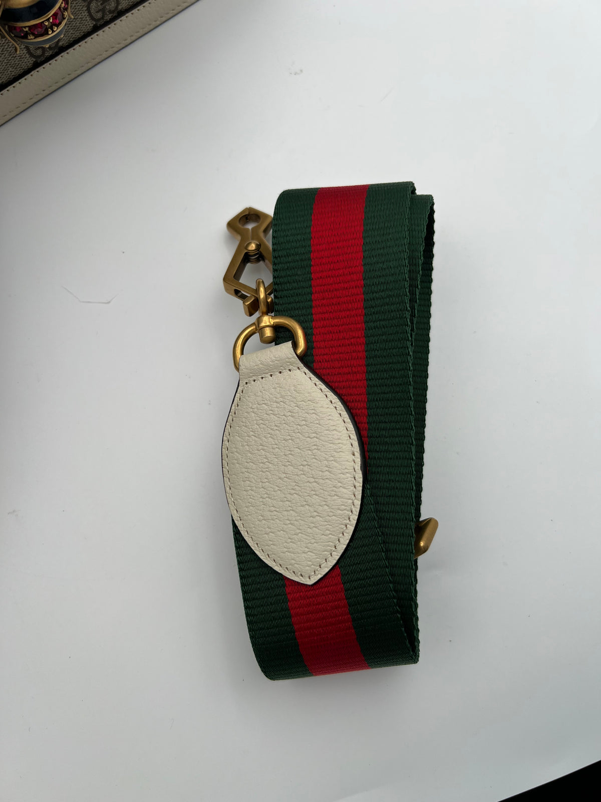 GUCCI Margret White (JS026)