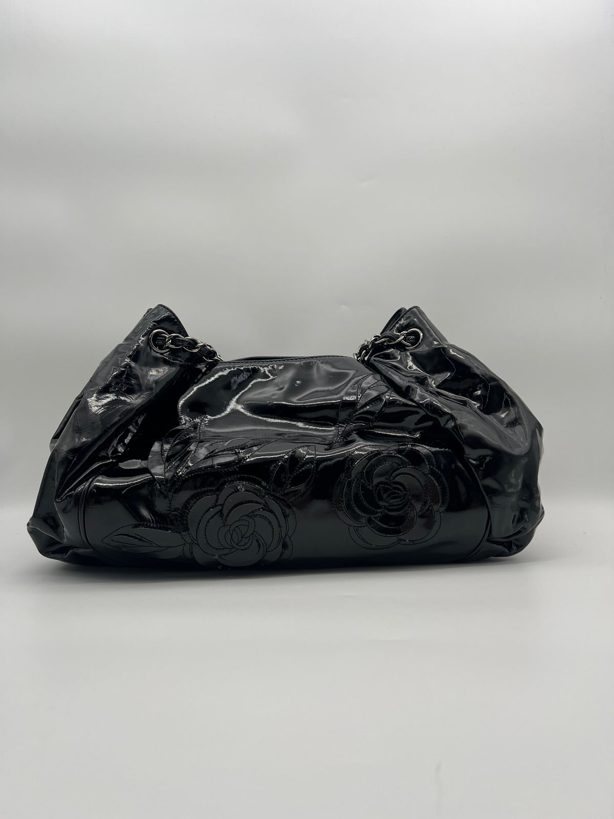 Chanel Camellia Patent Leather Tote (JS005)