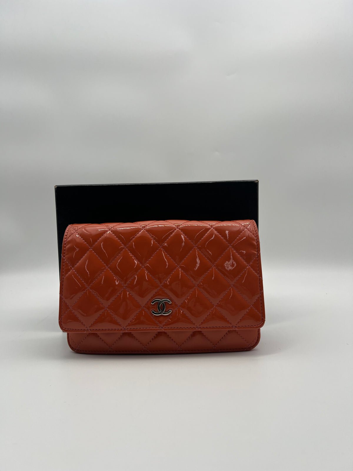CHANEL Wallet On Chain Patent Letaher Orange (JS032)