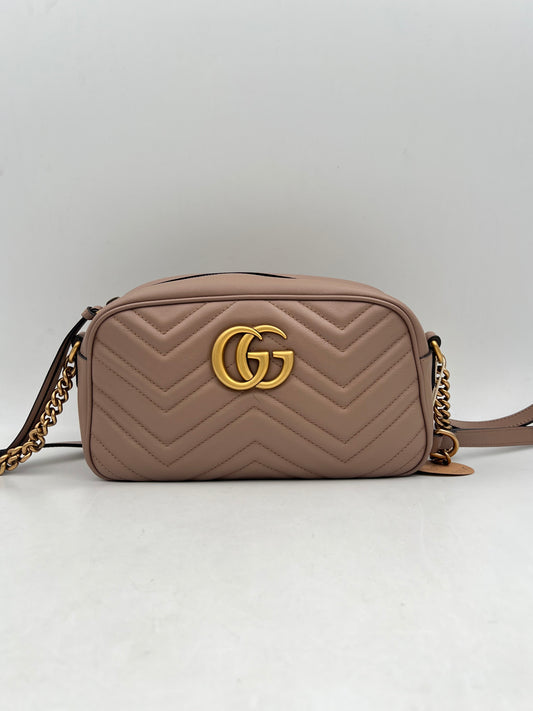 Gucci GG Marmont Medium Camera Bag, Beige (BL0993)
