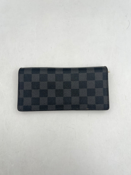 Louis Vuitton Damier Graphite Brazza Wallet (LY1648)