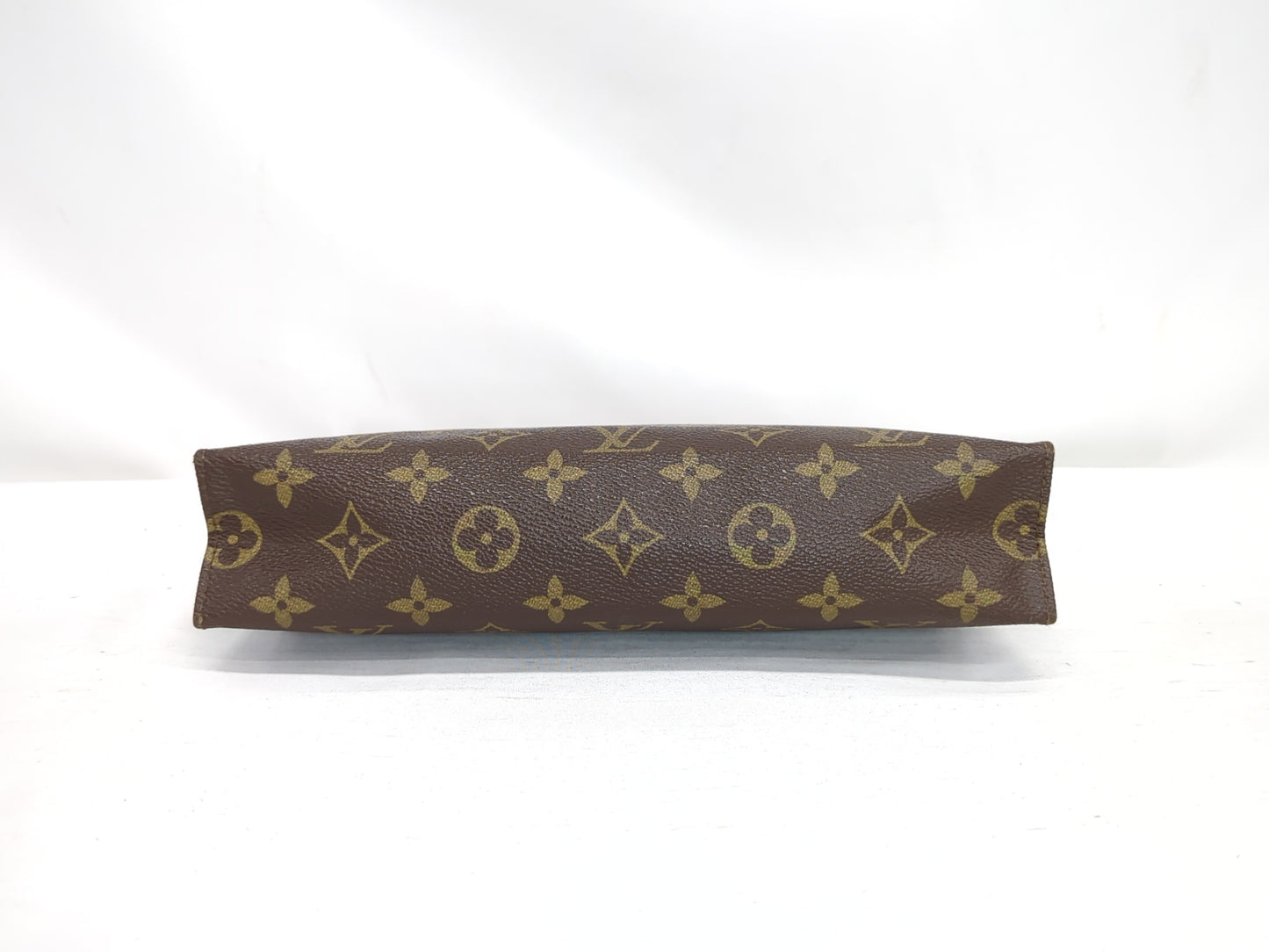 Pre-Owned LOUIS VUITTON Monogram Toiletry Pouch EC-0960