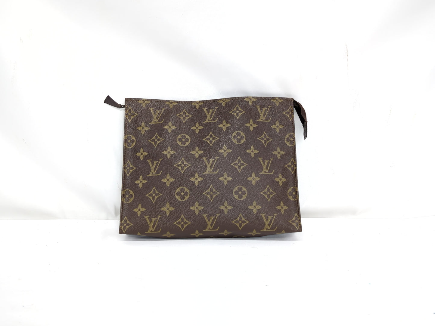 Pre-Owned LOUIS VUITTON Monogram Toiletry Pouch EC-0960