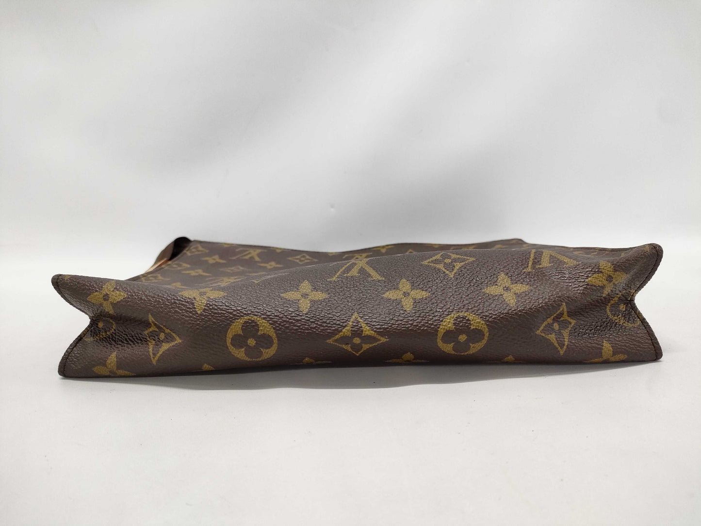 Pre-Owned LOUIS VUITTON Monogram Toiletry Pouch EC-0134