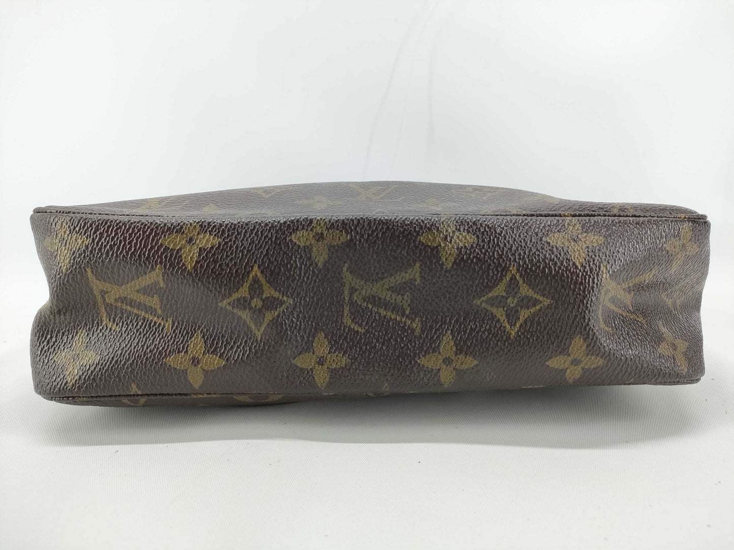 Pre-Owned LOUIS VUITTON Monogram Trousse Toilette 23 EC-0107