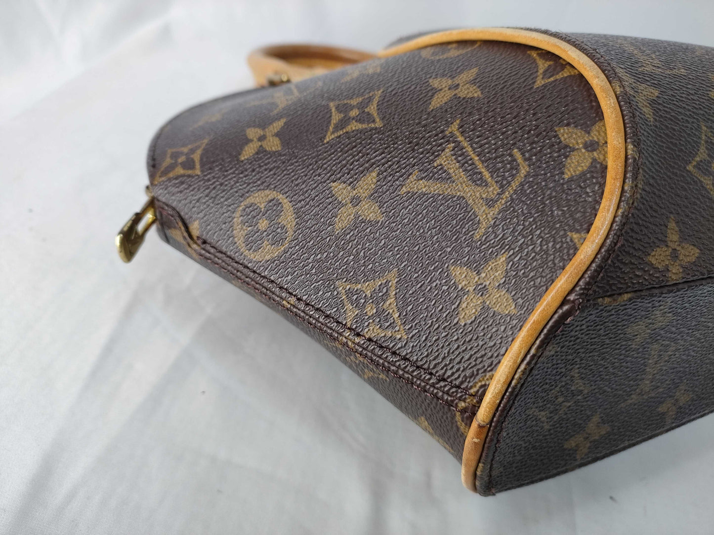 Pre-Owned LOUIS VUITTON Monogram Ellipse PM EC-0273
