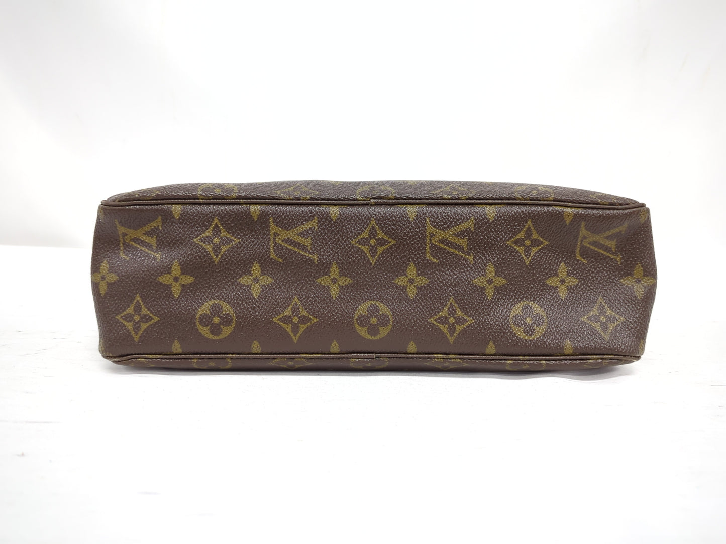 Pre-Owned LOUIS VUITTON Monogram Trousse Toilette 28 EC-0151