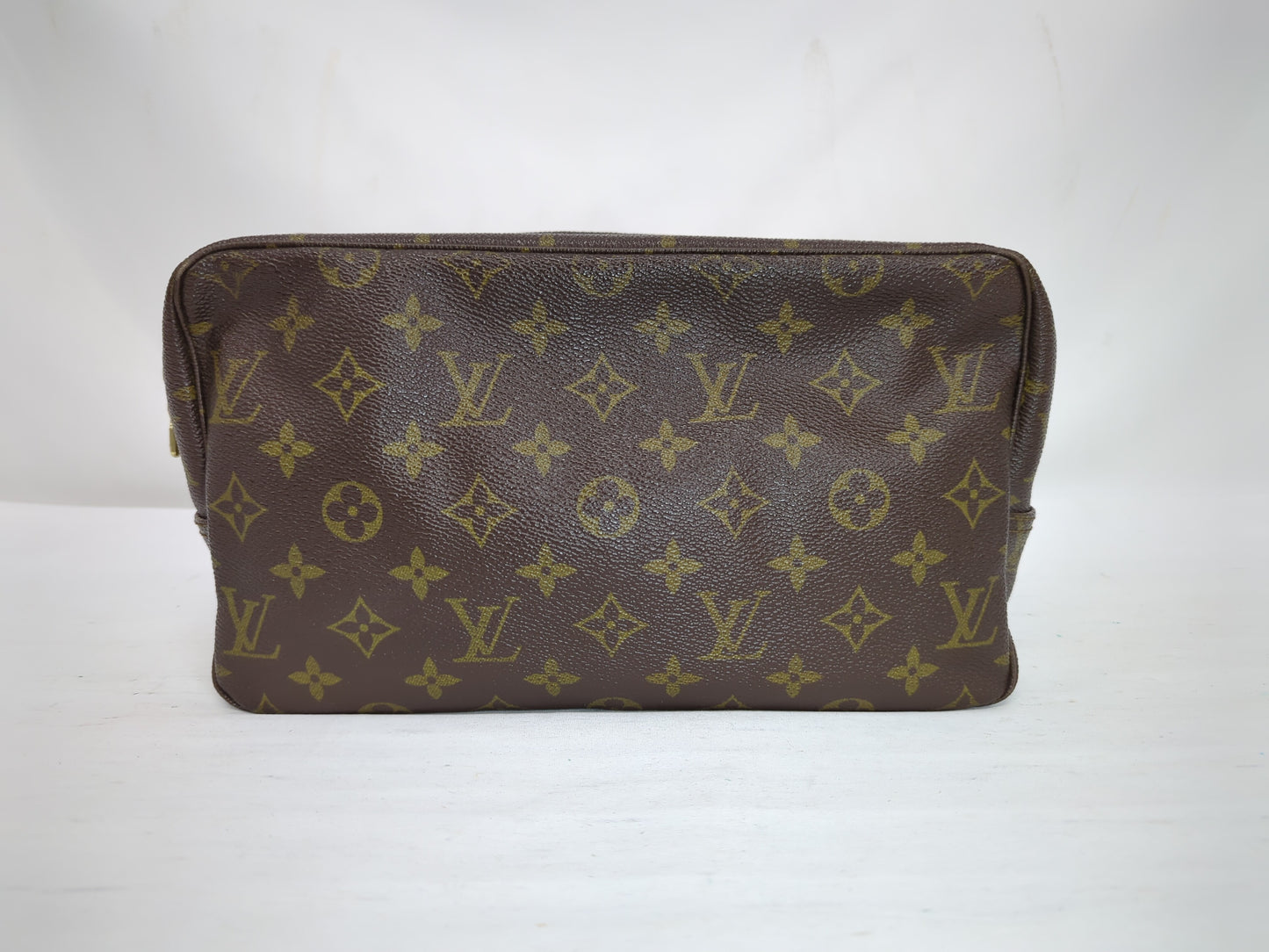 Pre-Owned LOUIS VUITTON Monogram Trousse Toilette 28 EC-0151