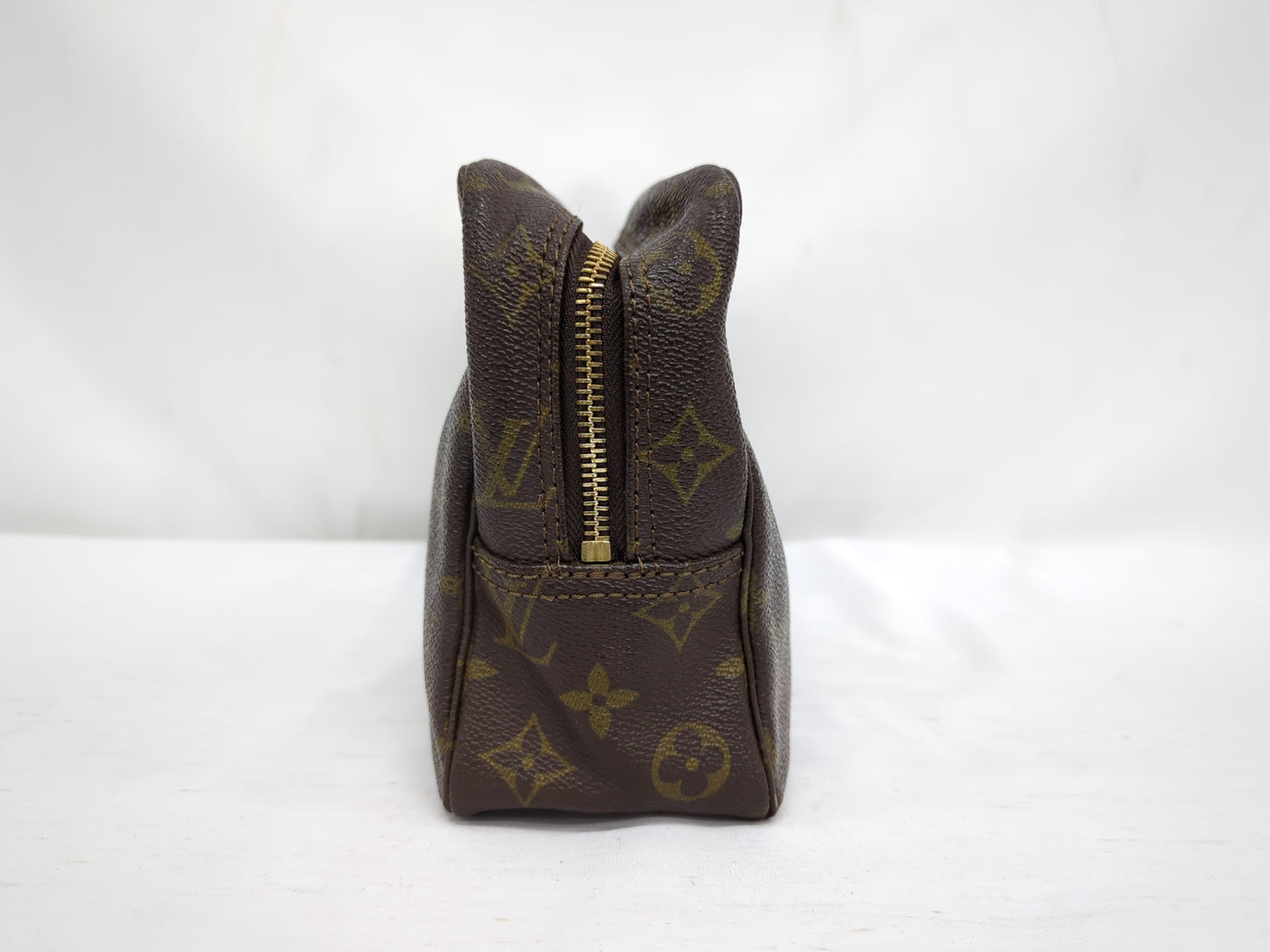 Pre-Owned LOUIS VUITTON Monogram Trousse Toilette 28 EC-0151
