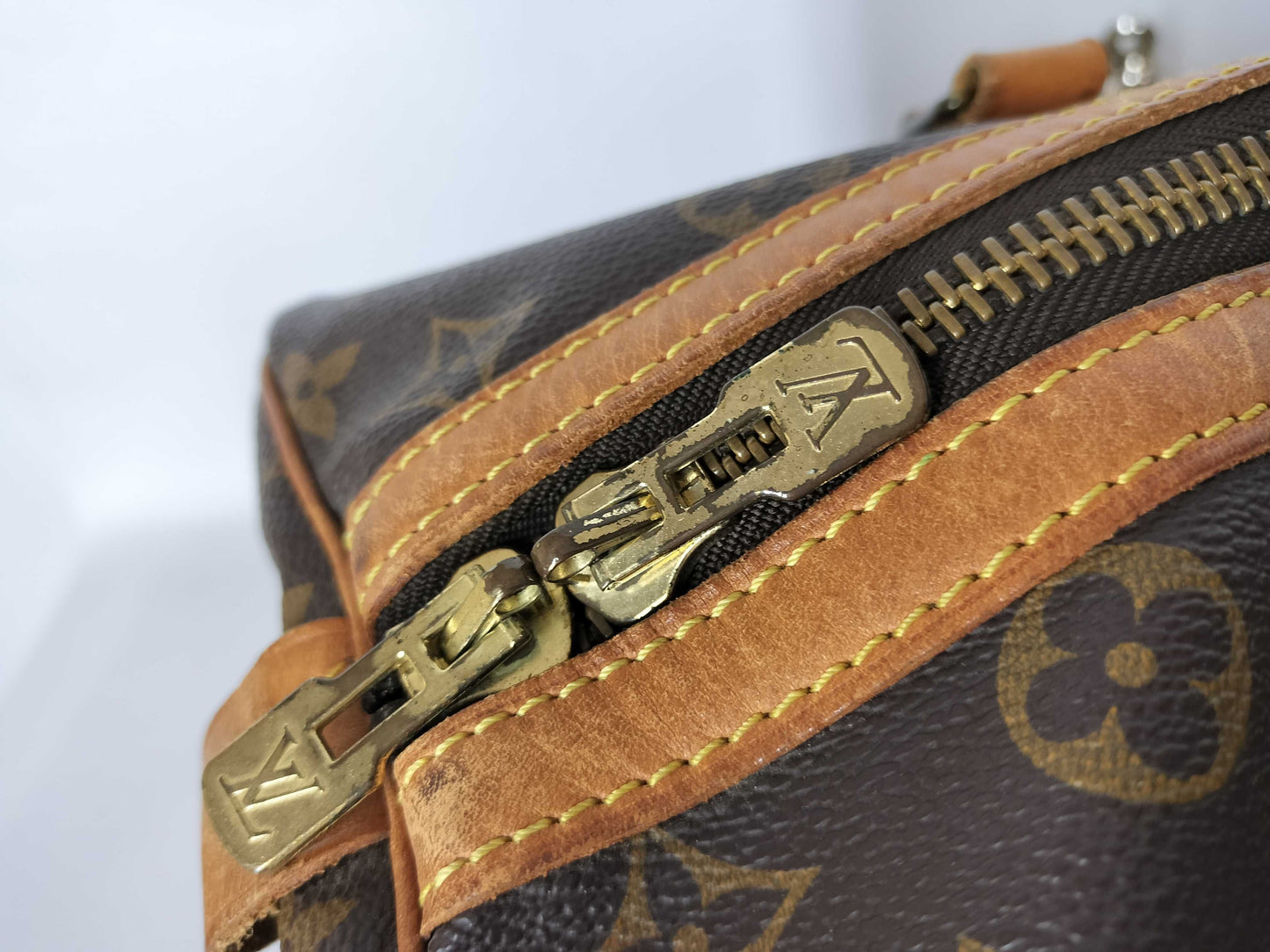 Pre-Owned Louis Vuitton Monogram Sac Souple 35 Duffle Bag EC-0200