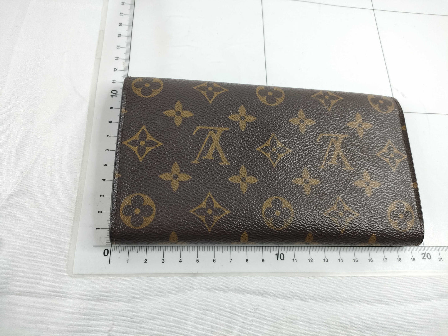 Pre-Owned Louis Vuitton Monogram International Long Wallet EC-0048W