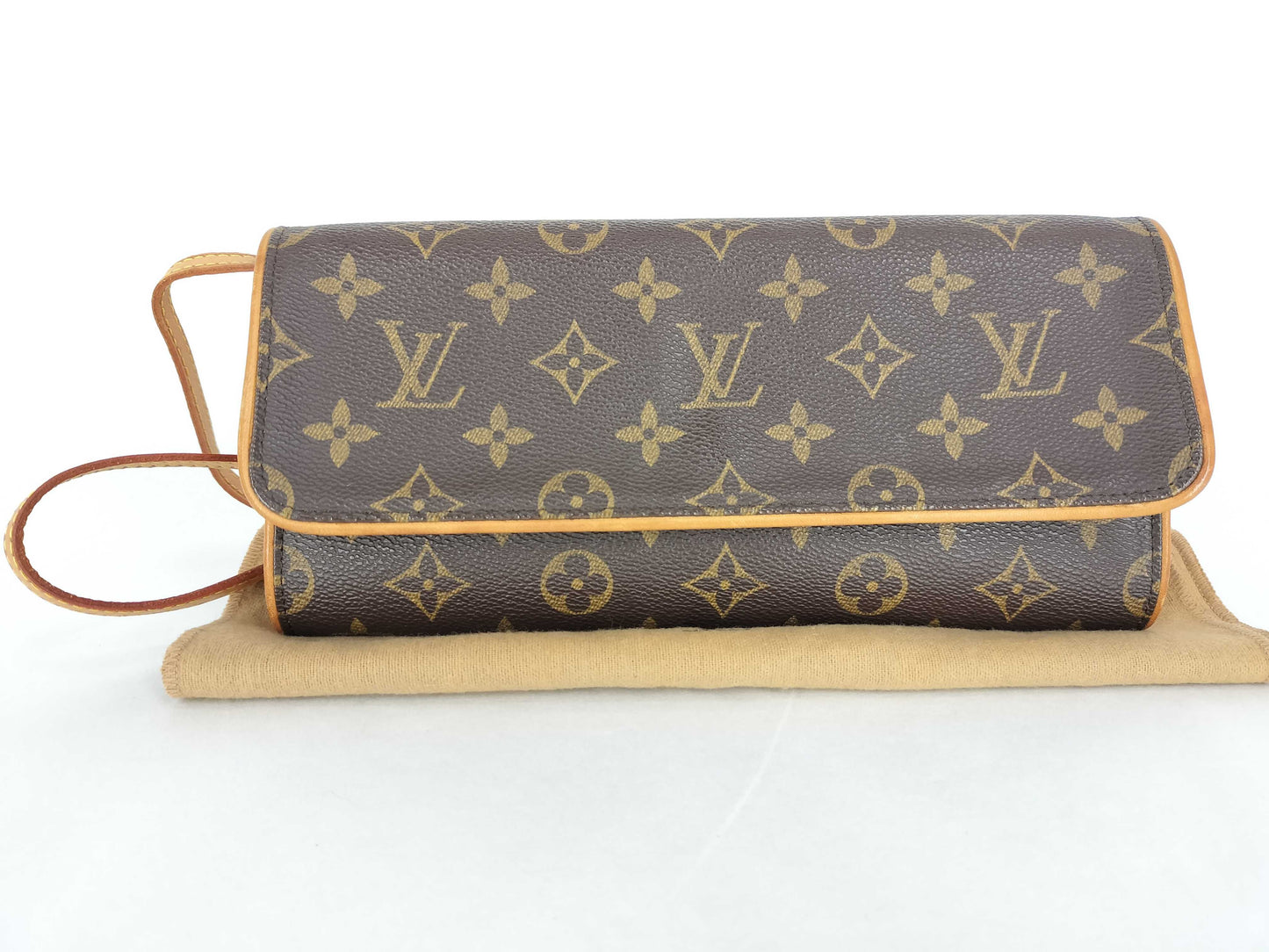 Pre-Owned Louis Vuitton Monogram Pochette Twin GM EC-0071
