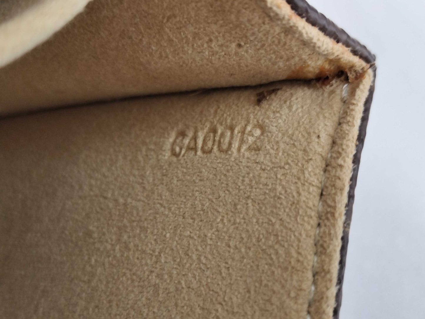 Pre-Owned Louis Vuitton Monogram Pochette Twin GM EC-0071