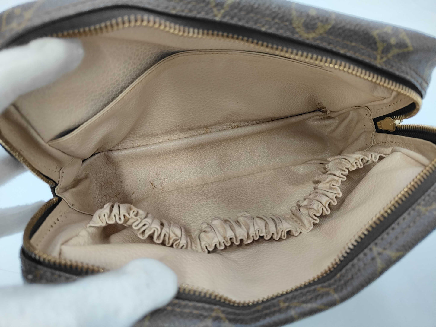 Louis Vuitton Trousse Toilette EC-0326