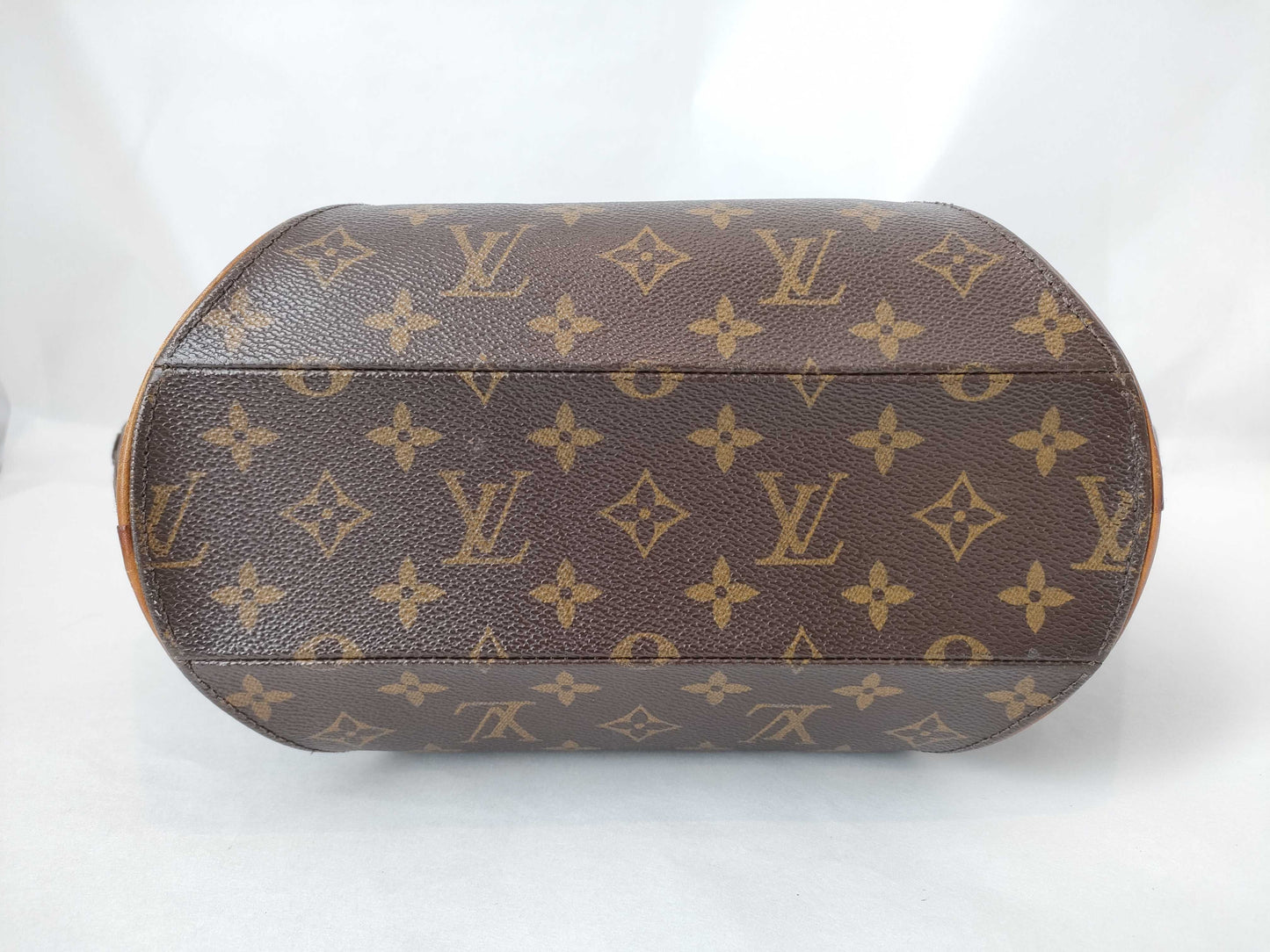 Louis Vuitton Monogram Ellipse MM EC-0240