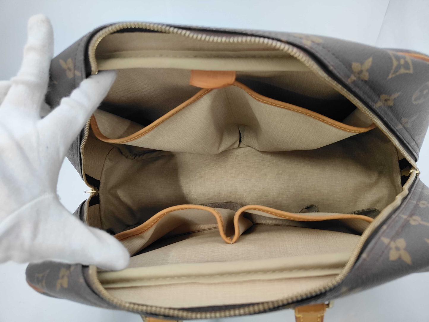 Louis Vuitton Monogram Deauville EC-0201