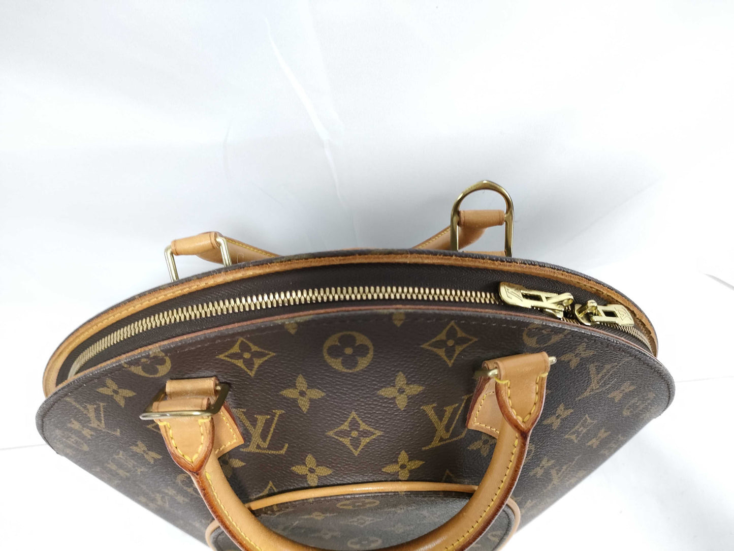 Louis Vuitton Monogram Ellipse MM EC-0115