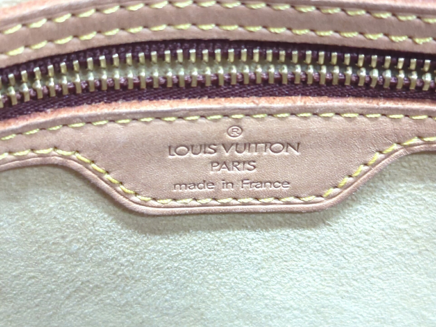 Louis Vuitton Monogram Looping GM Shoulder Bag EC-0061