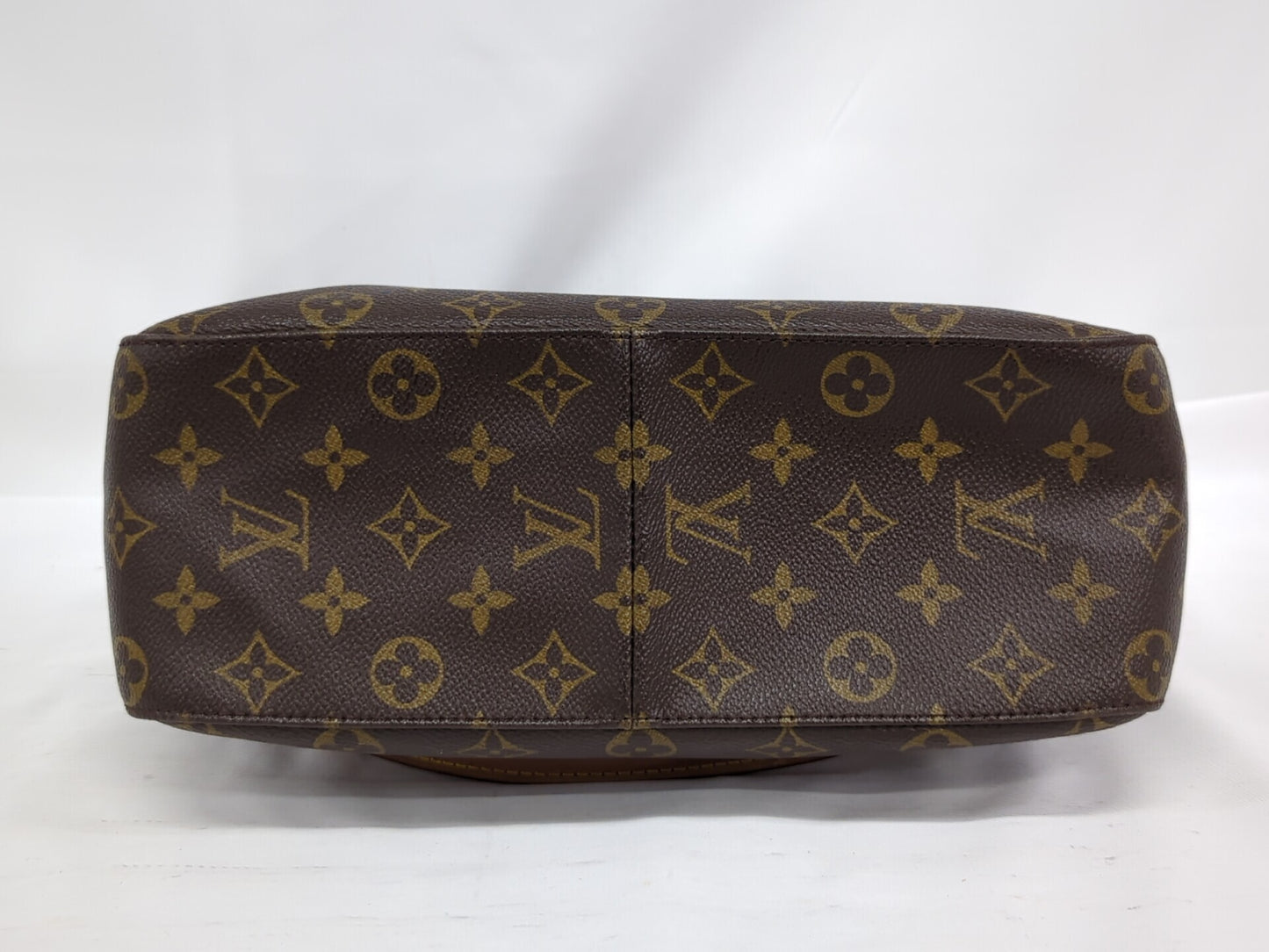 Louis Vuitton Monogram Looping GM Shoulder Bag EC-0061
