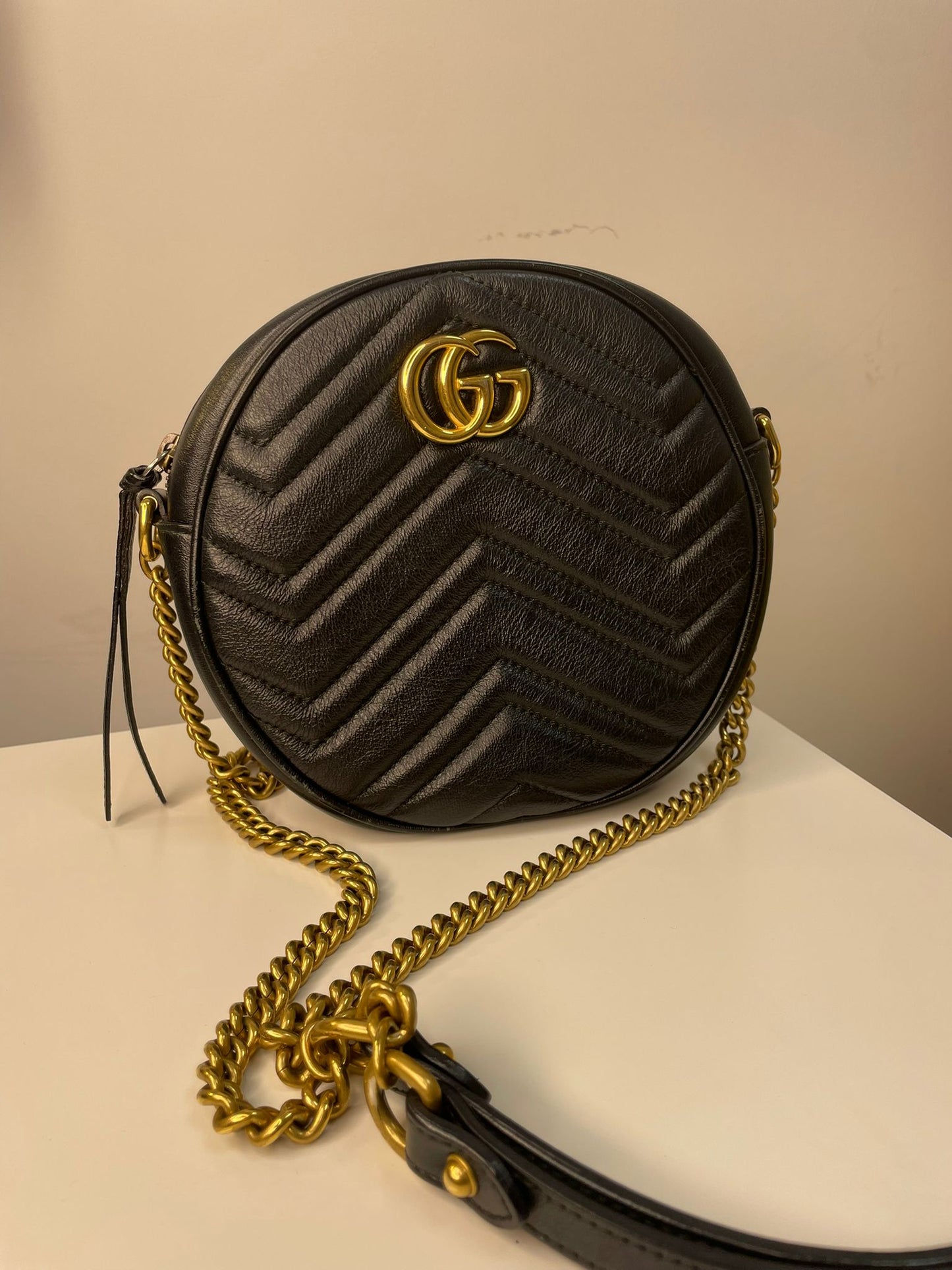 Gucci Marmont Round Shoulder Bag (UK)