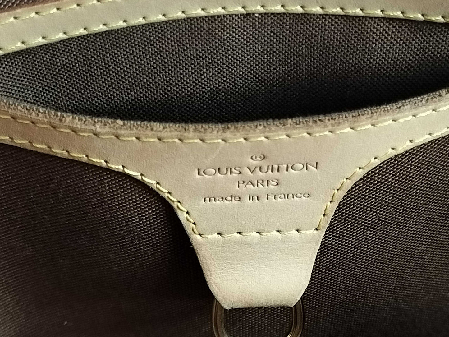 Louis Vuitton Monogram Ellipse MM EC-0313