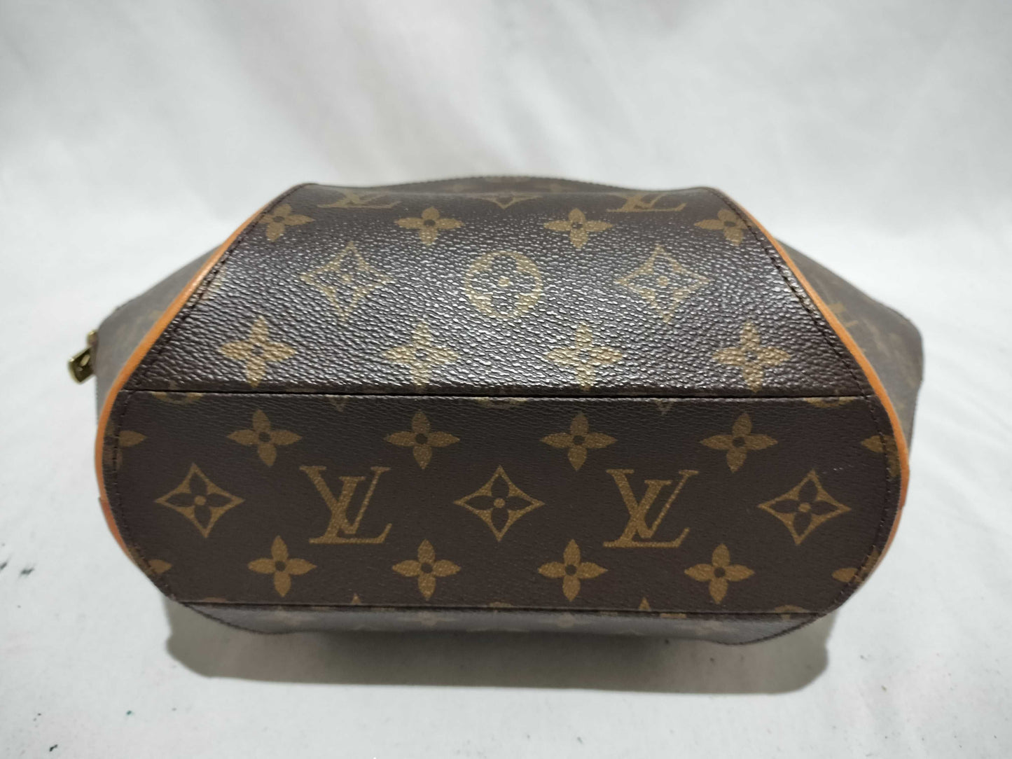 Louis Vuitton Ellipse PM EC-0217