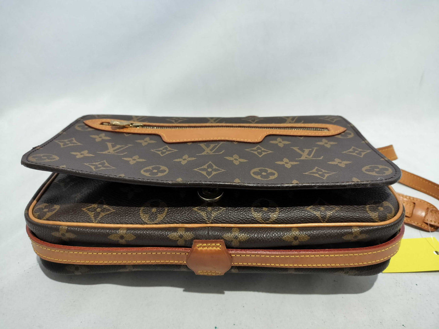 Louis Vuitton Monogram Saint Germain 28 Shoulder Bag EC-0126