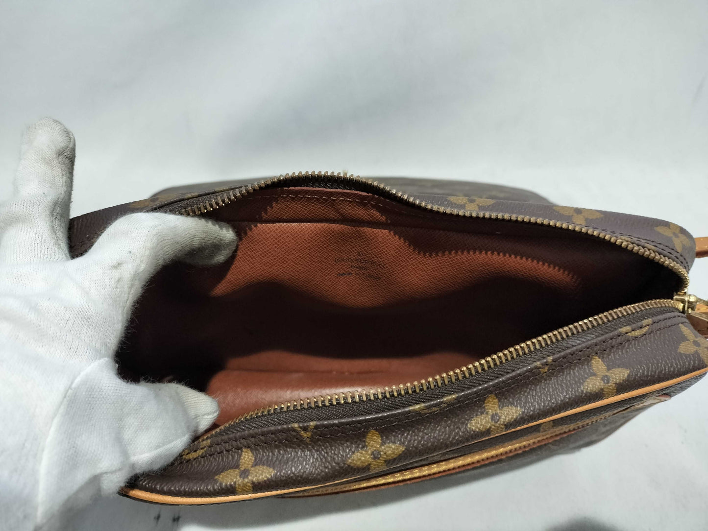 Louis Vuitton Monogram Saint Germain 28 Shoulder Bag EC-0126