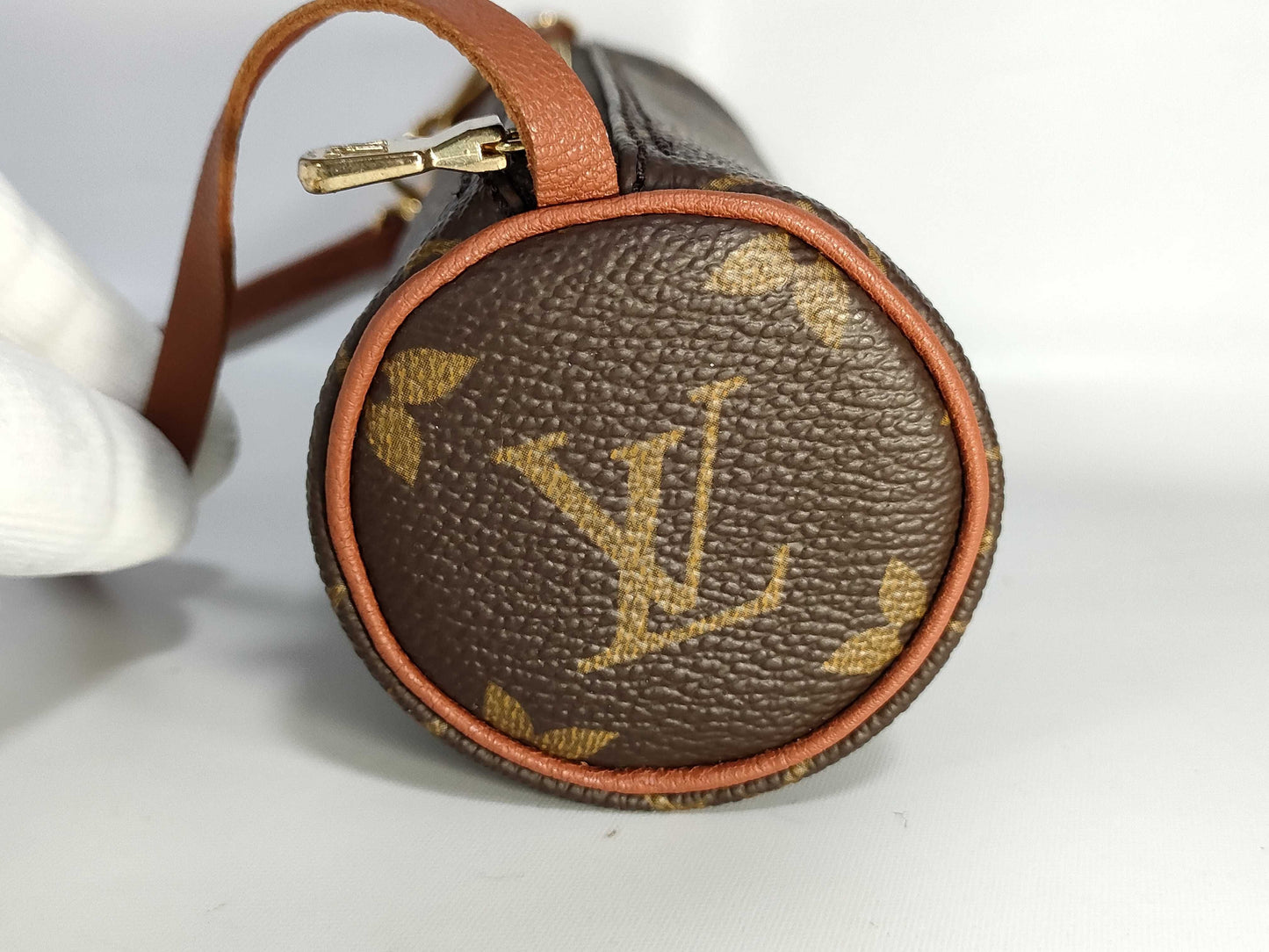 Louis Vuitton Monogram Papillon Pouch EC-0025