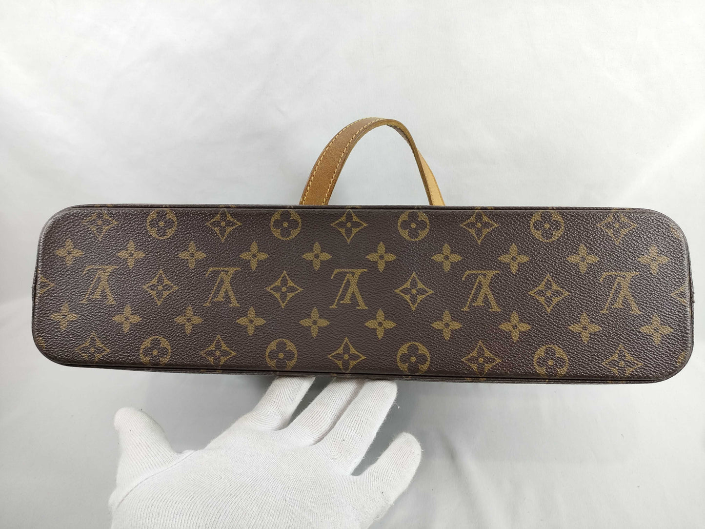 Louis Vuitton Monogram Luco EC-0100