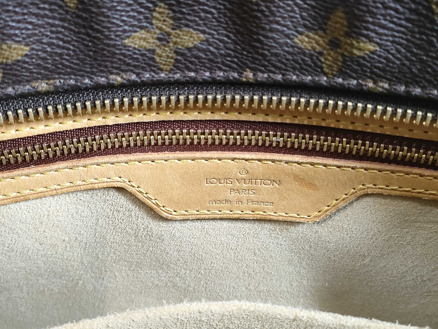Louis Vuitton Monogram Luco EC-0100