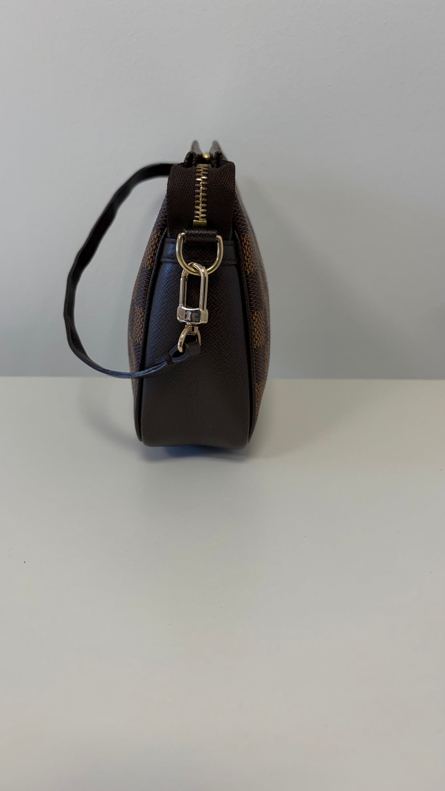 Louis Vuitton Damier Ebene Trousse Makeup Brown