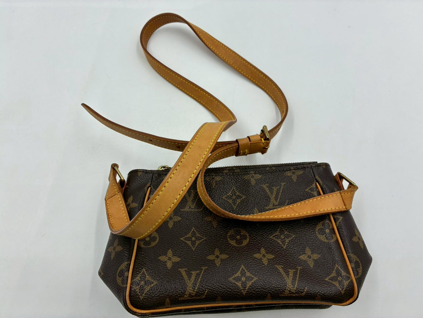 Louis Vuitton Monogram Viva-Cité PM - 2260002806194