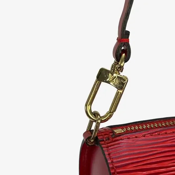 Louis Vuitton Papillon Epi Pouch (AH599)