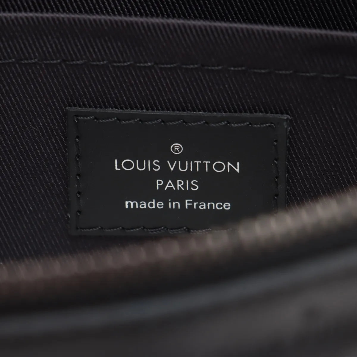 Pre-Owned Louis Vuitton Monogram Eclipse Pochette Discovery SB06-3808